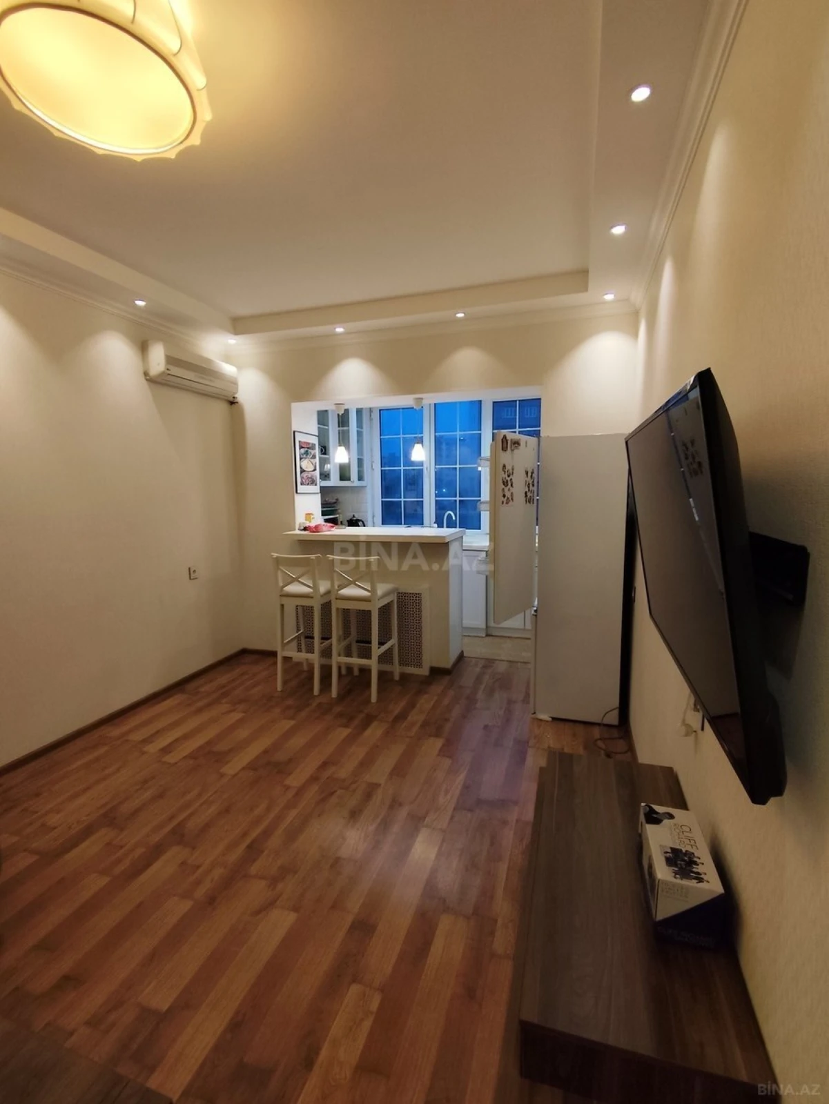 Satılır 2 otaqlı mənzil 60 m²