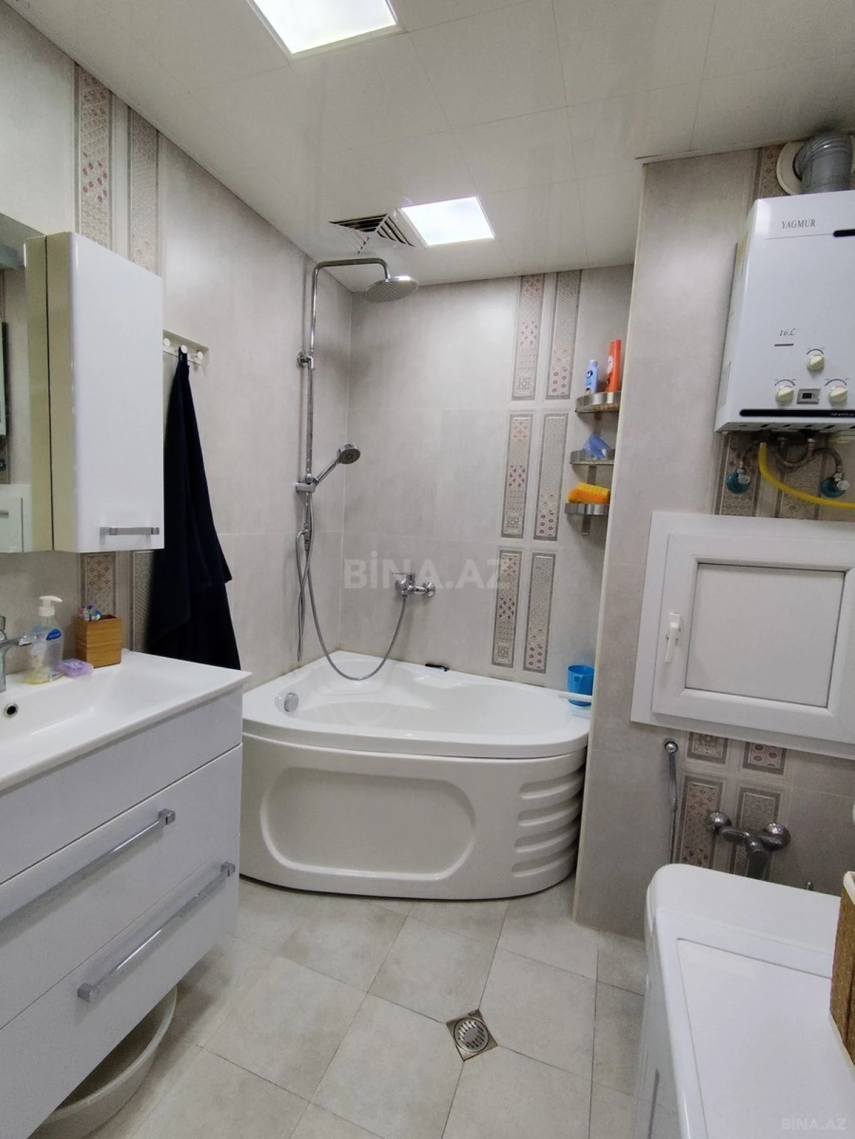 Satılır 2 otaqlı mənzil 60 m²