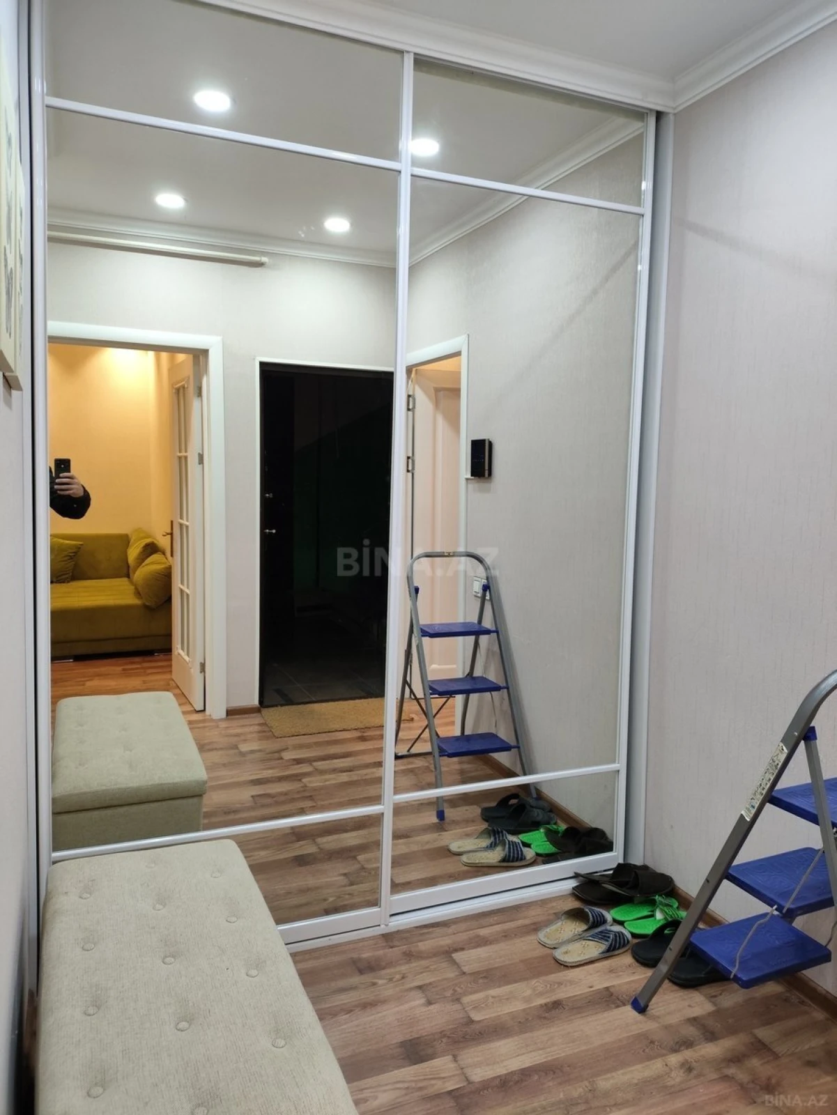 Satılır 2 otaqlı mənzil 60 m²