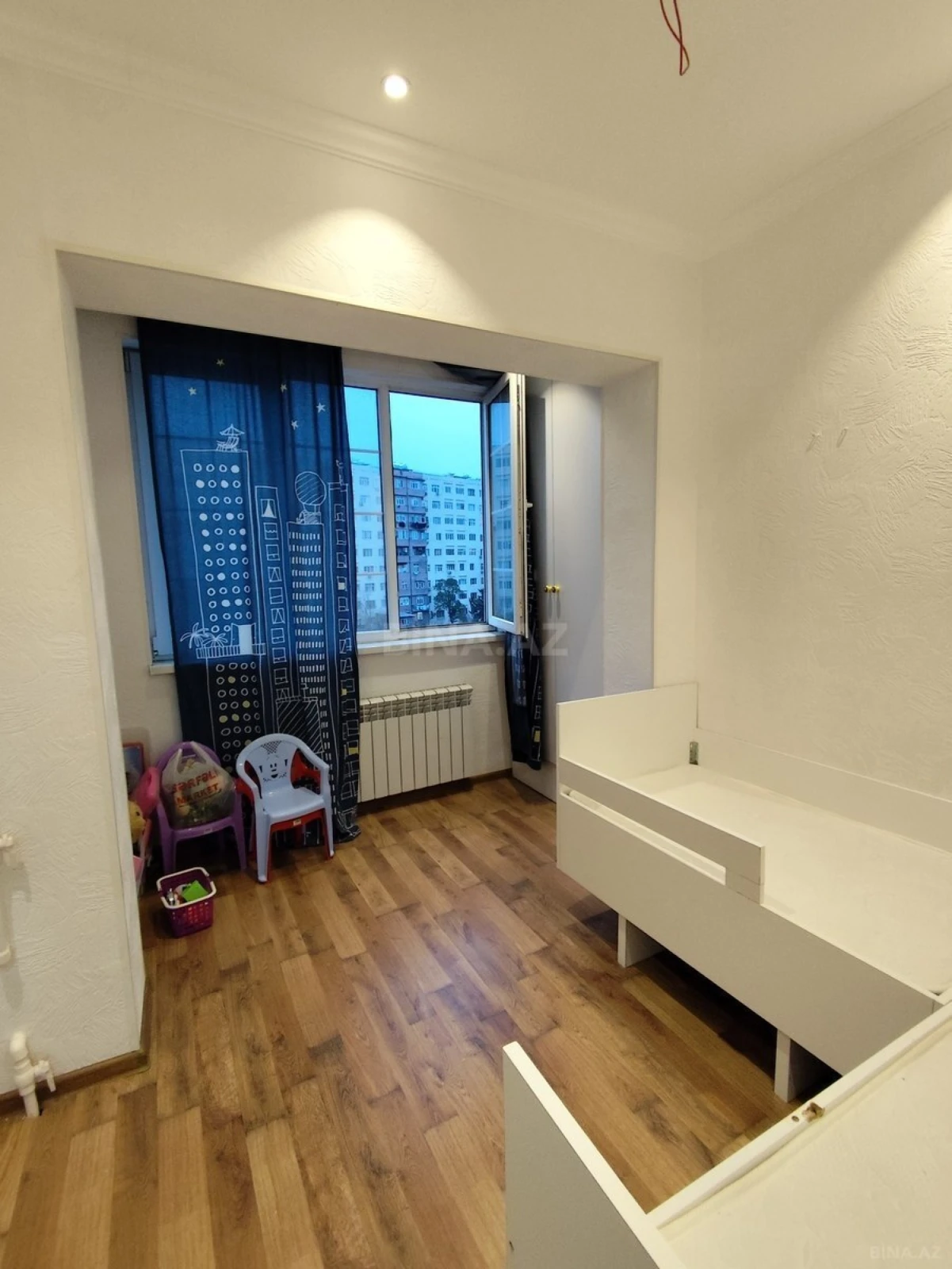 Satılır 2 otaqlı mənzil 60 m²