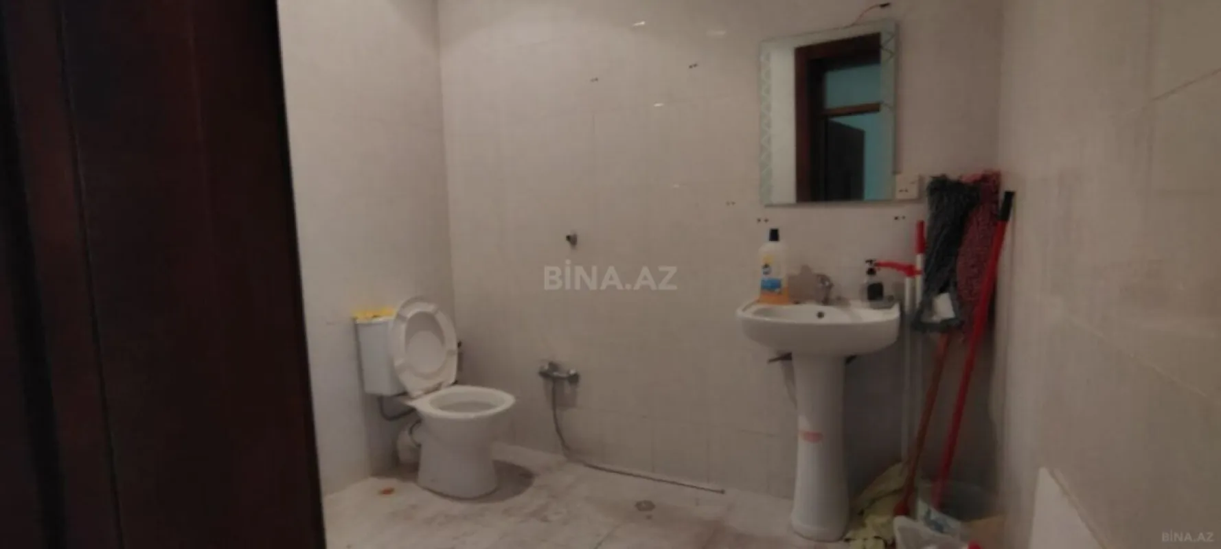 Satılır obyekt 290 m²