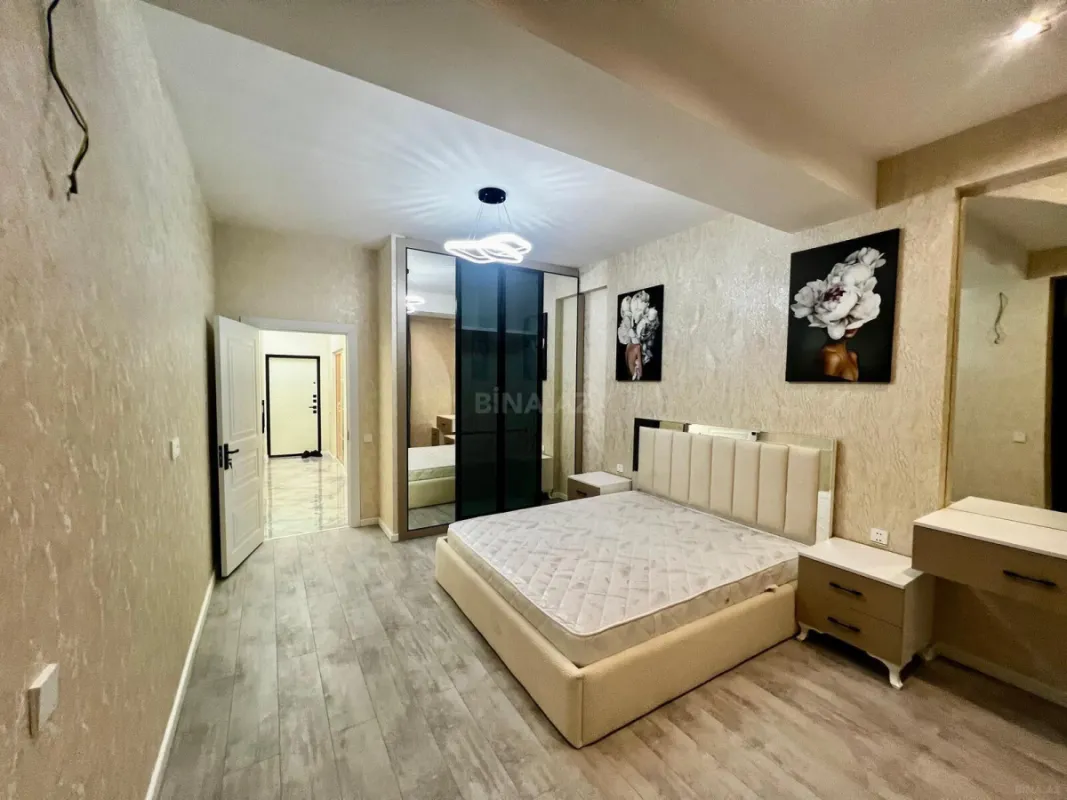 Satılır 2 otaqlı mənzil 68 m²
