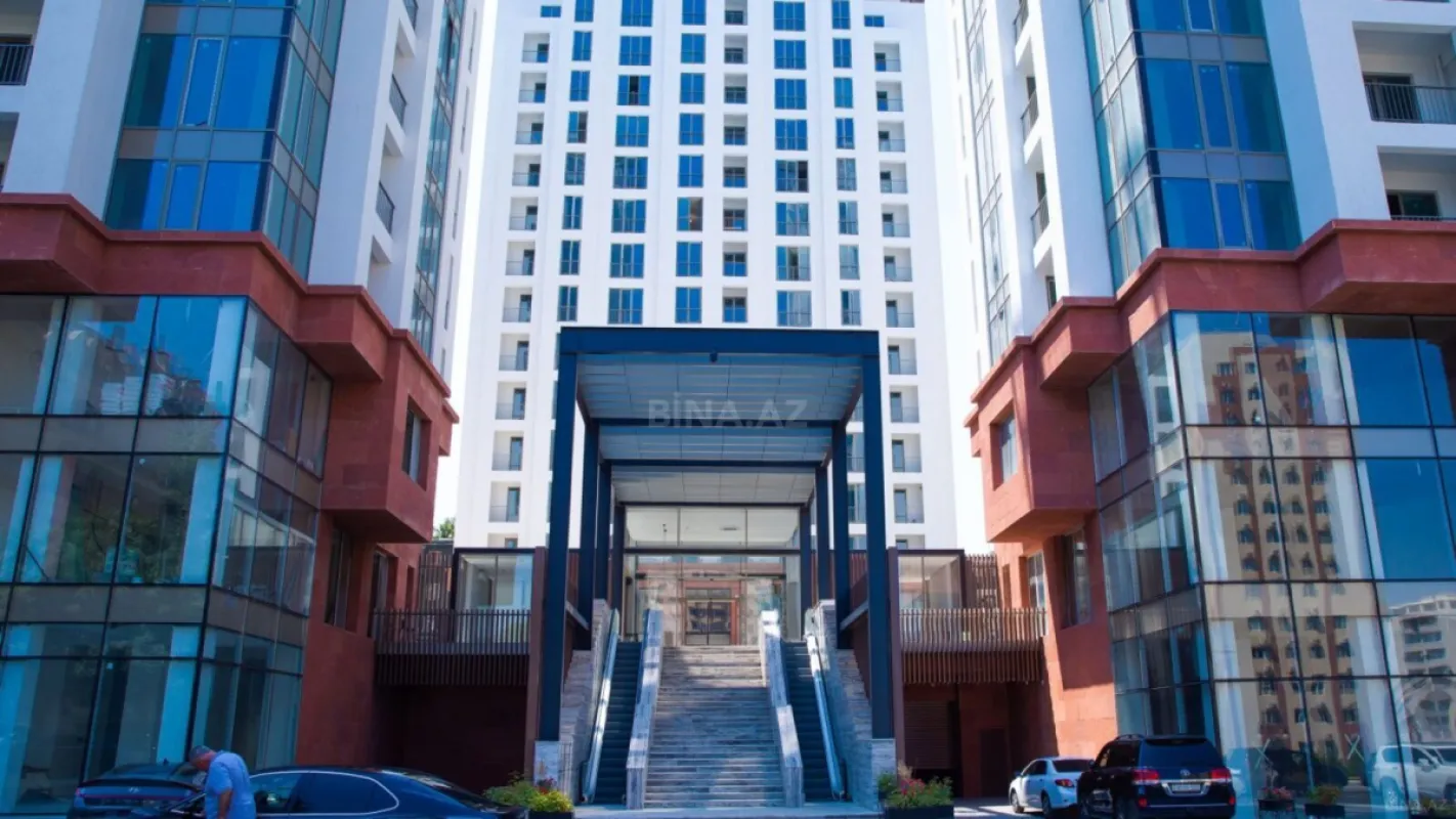Satılır 3 otaqlı mənzil 101 m²