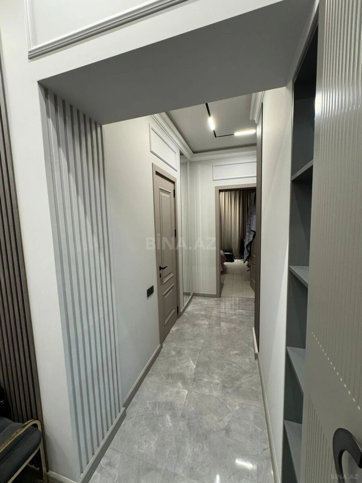 Satılır 3 otaqlı mənzil 101 m²