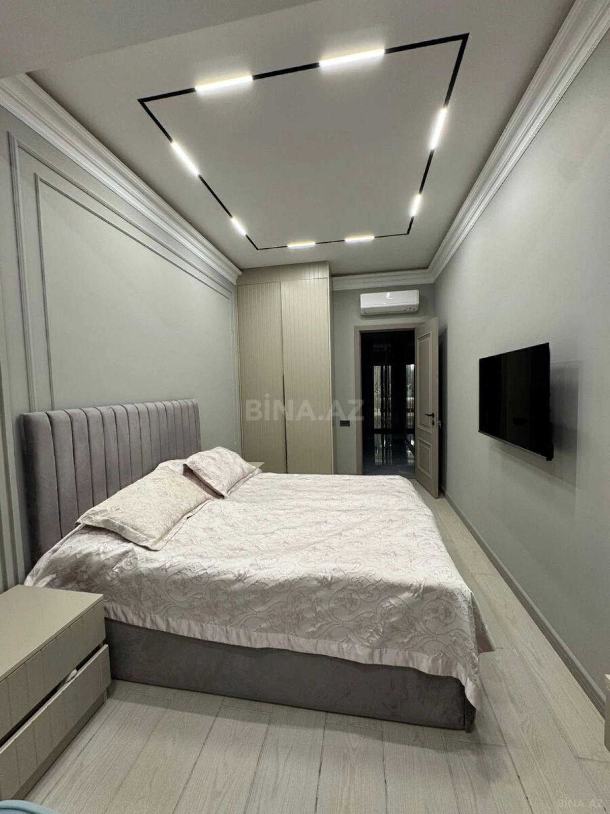 Satılır 3 otaqlı mənzil 101 m²