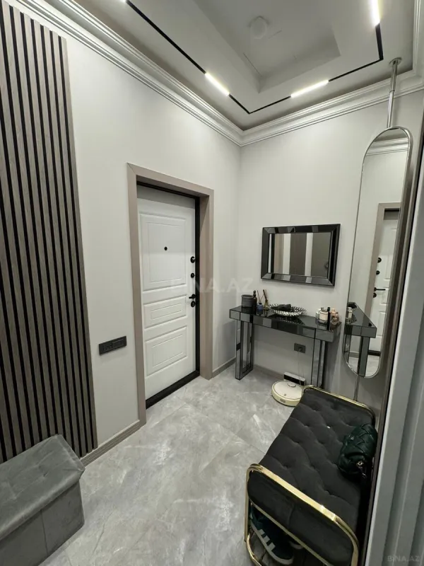 Satılır 3 otaqlı mənzil 101 m²