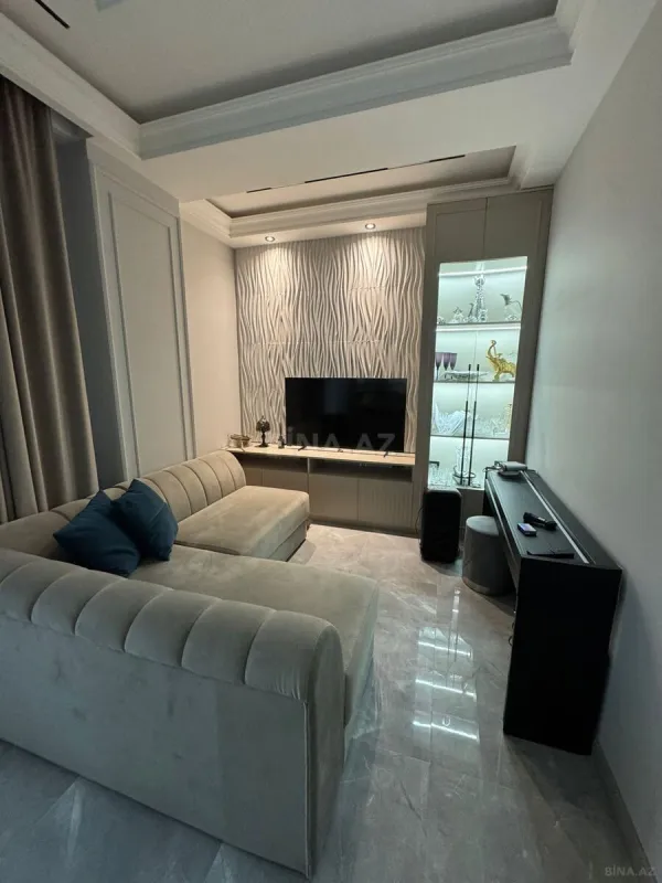 Satılır 3 otaqlı mənzil 101 m²