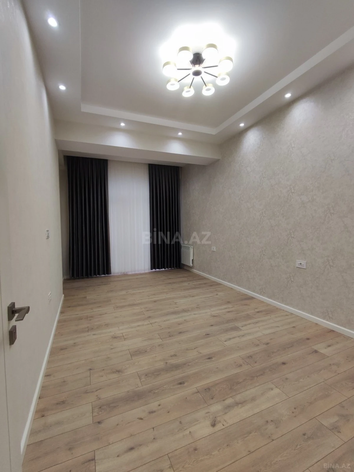 Satılır 2 otaqlı mənzil 54 m²