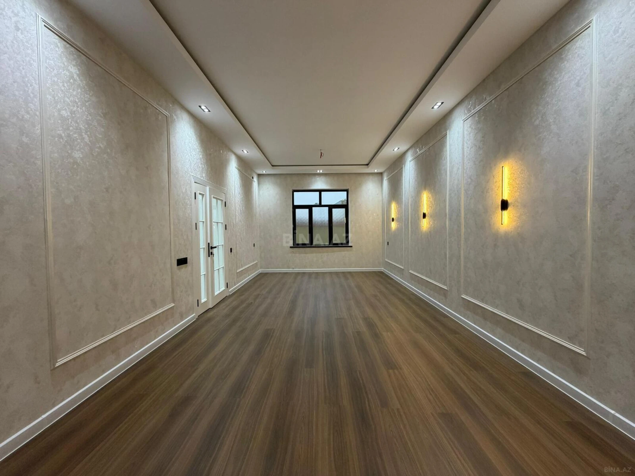 Satılır 5 otaqlı həyət evi 190 m²