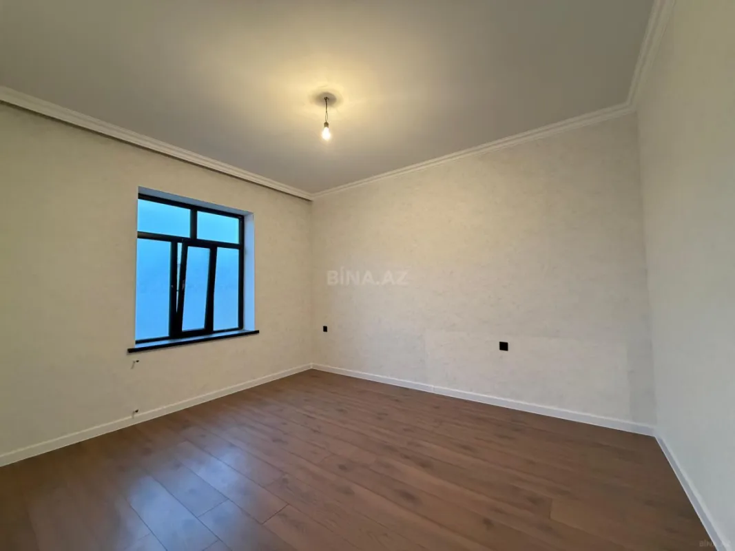Satılır 5 otaqlı həyət evi 190 m²