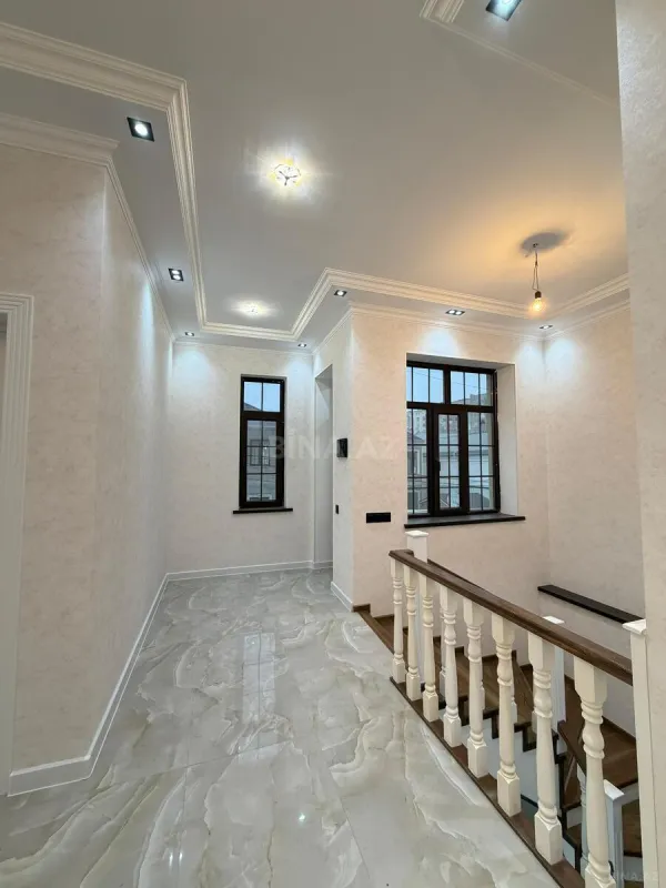 Satılır 5 otaqlı həyət evi 190 m²