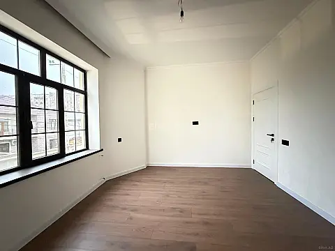Satılır 5 otaqlı həyət evi 190 m²