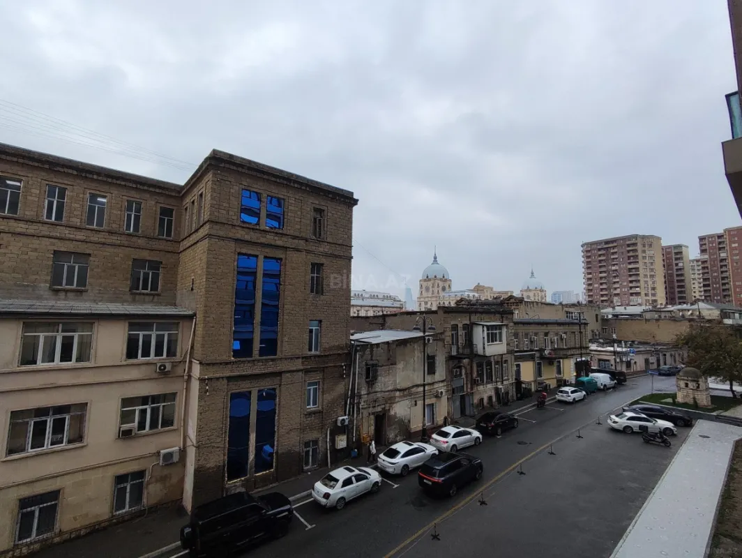 Satılır 2 otaqlı mənzil 64 m²