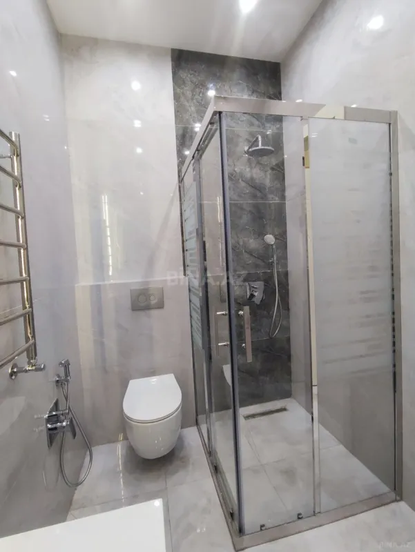 Satılır 2 otaqlı mənzil 64 m²