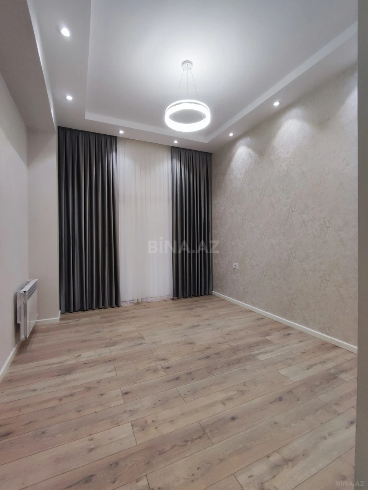 Satılır 2 otaqlı mənzil 64 m²