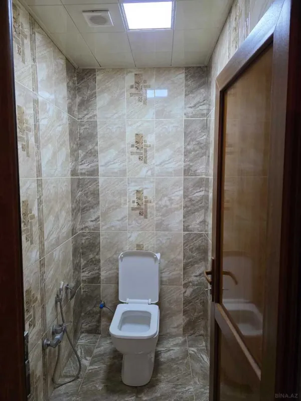 Satılır 2 otaqlı mənzil 82 m²