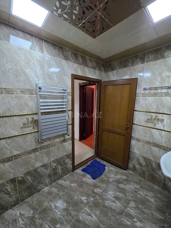 Satılır 2 otaqlı mənzil 82 m²