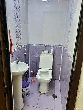 Satılır 2 otaqlı mənzil 100 m²