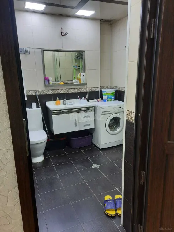 Satılır 2 otaqlı mənzil 100 m²