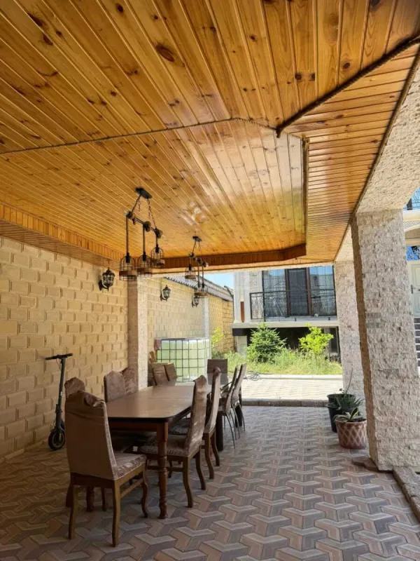 Kirayə verilir 6 otaqlı həyət evi 500 m²
