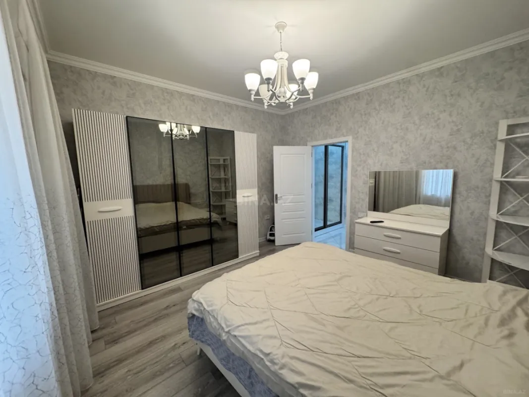 Kirayə verilir 2 otaqlı mənzil 75 m²