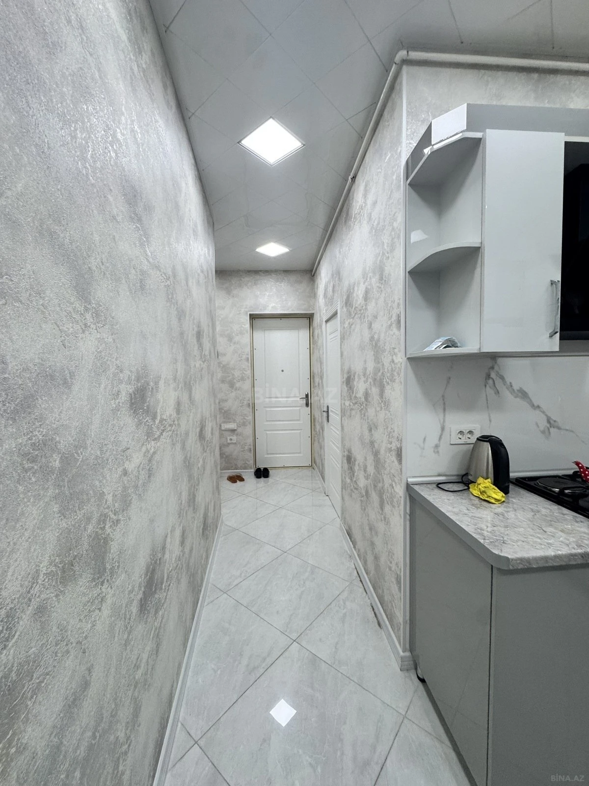 Kirayə verilir 2 otaqlı mənzil 75 m²