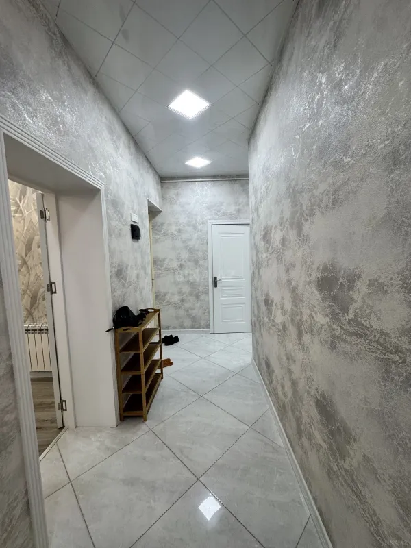 Kirayə verilir 2 otaqlı mənzil 75 m²