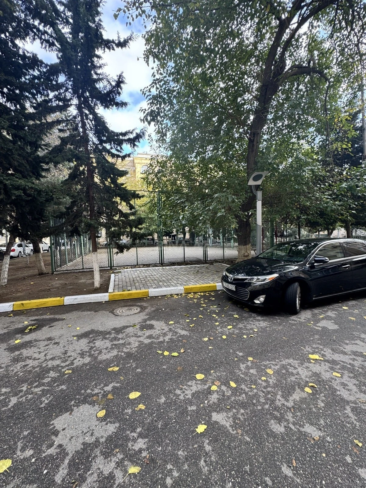 Kirayə verilir 2 otaqlı mənzil 75 m²