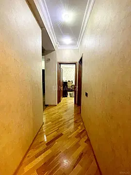 Satılır 3 otaqlı mənzil 109 m²