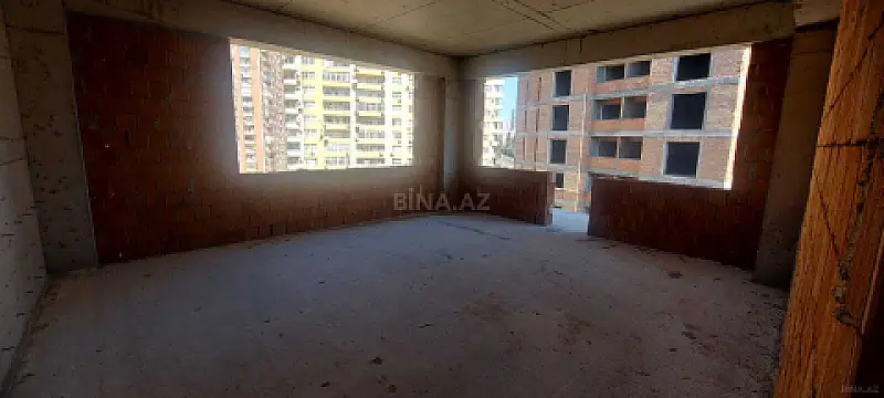 Satılır 2 otaqlı mənzil 98 m²
