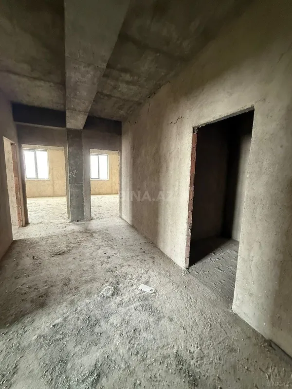 Satılır 3 otaqlı mənzil 113 m²
