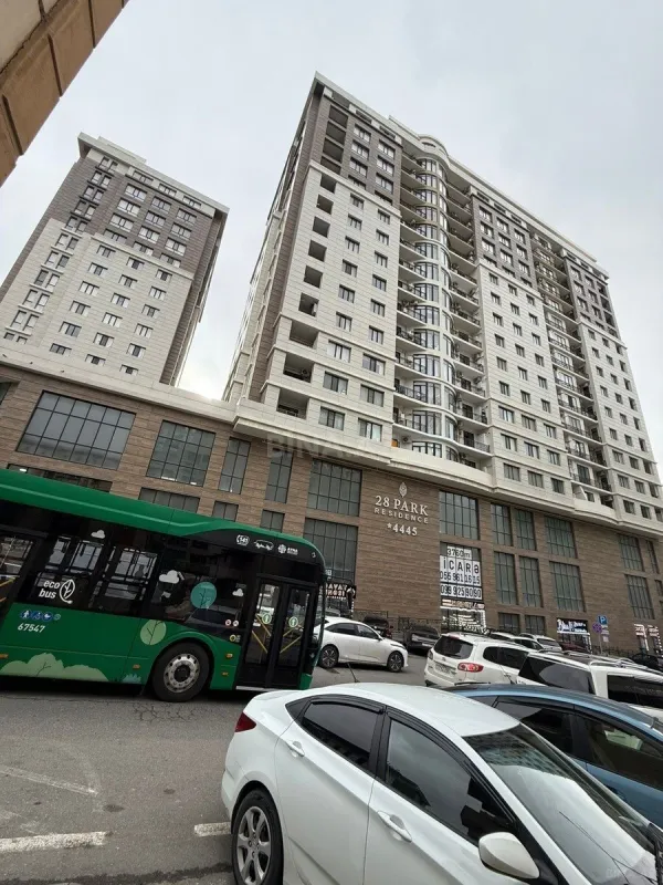Satılır 3 otaqlı mənzil 113 m²