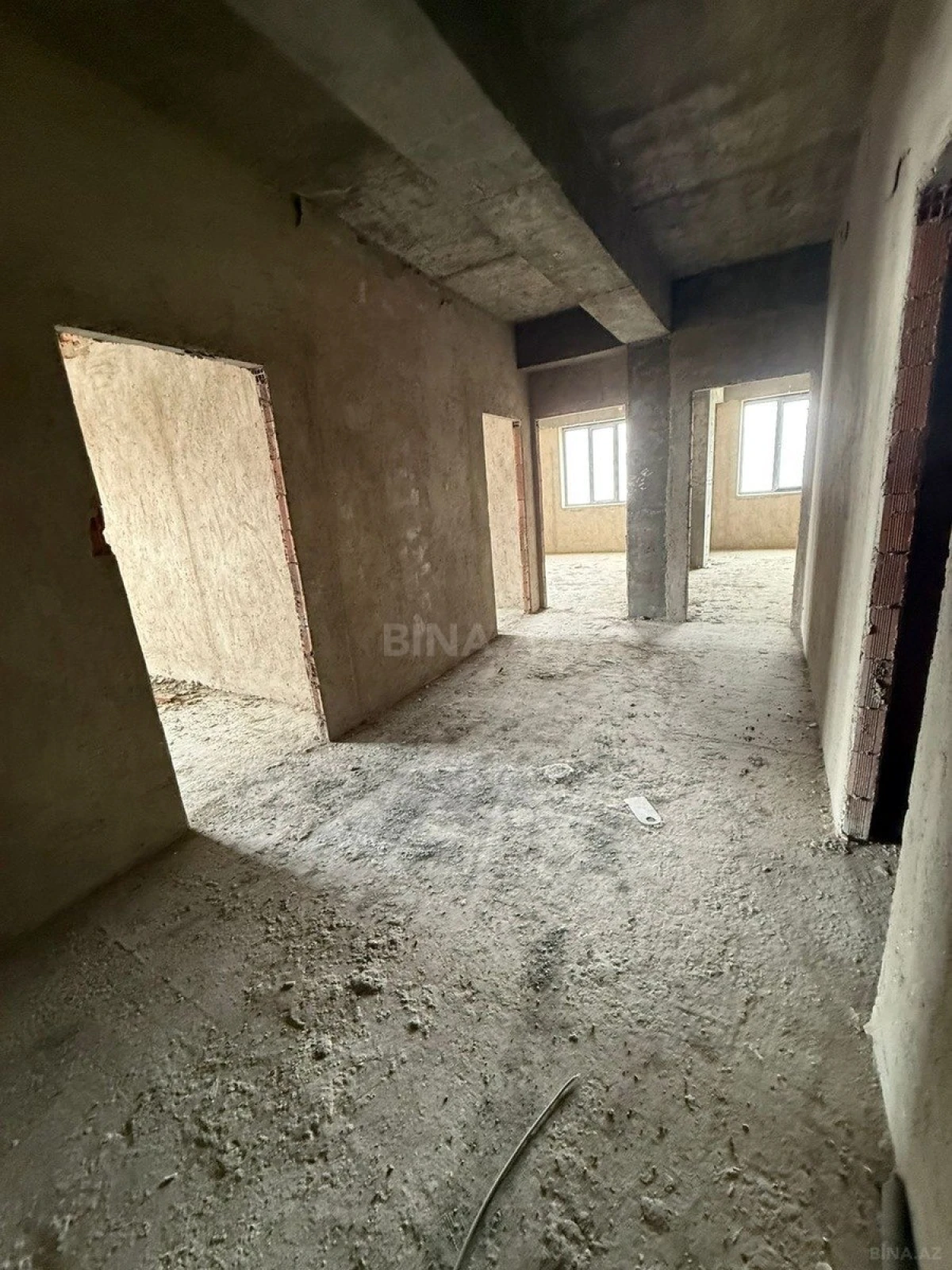 Satılır 3 otaqlı mənzil 113 m²