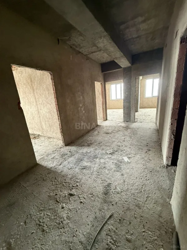 Satılır 3 otaqlı mənzil 113 m²