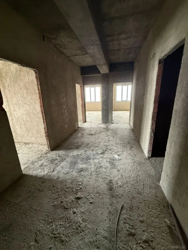 Satılır 3 otaqlı mənzil 113 m²