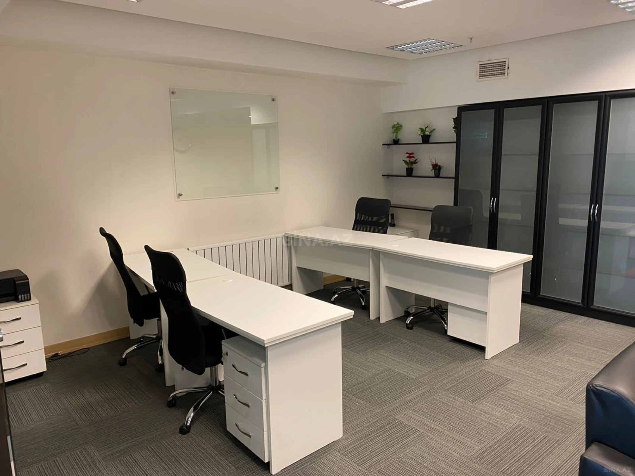Satılır 3 otaqlı ofis 85 m²