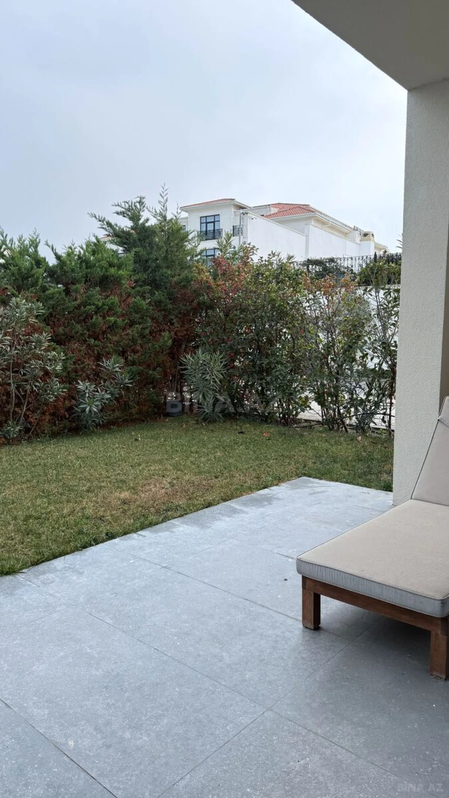 Satılır 2 otaqlı həyət evi 79.6 m²