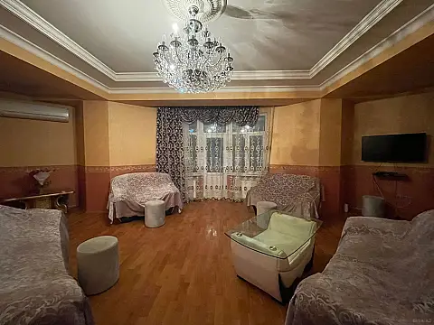 Satılır 3 otaqlı mənzil 117 m² — Bakı, İnşaatçılar 3 otaq 117.00 m²