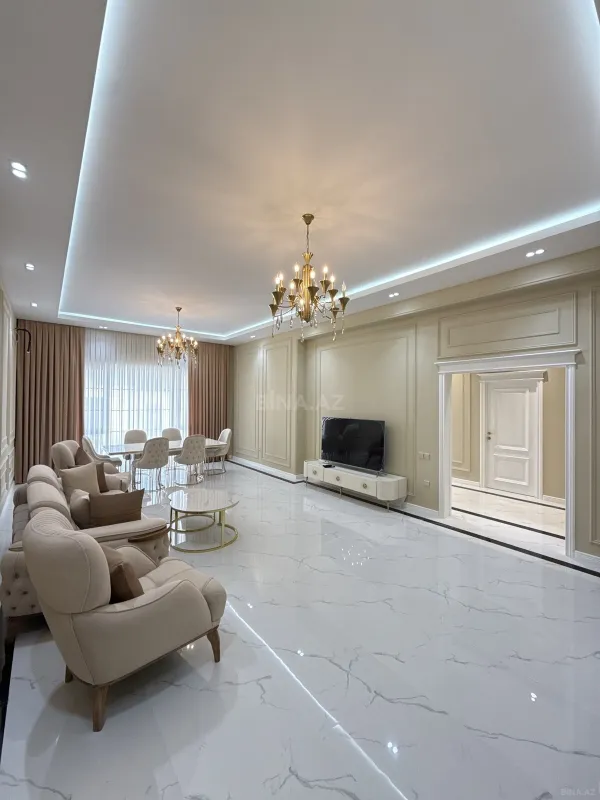 Satılır 4 otaqlı həyət evi 220 m²