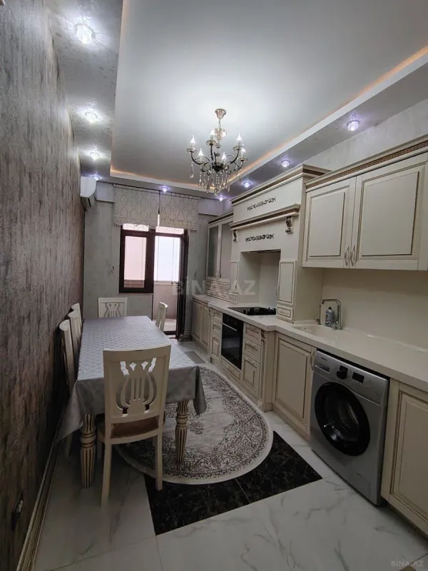 Satılır 2 otaqlı mənzil 65 m²