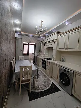 Satılır 2 otaqlı mənzil 65 m²