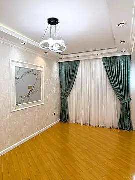 Satılır 3 otaqlı mənzil 150 m²