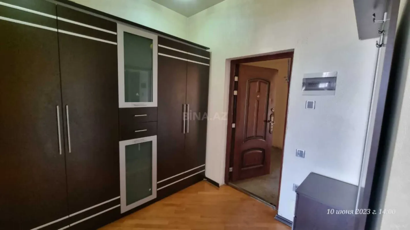 Satılır 3 otaqlı mənzil 77 m²