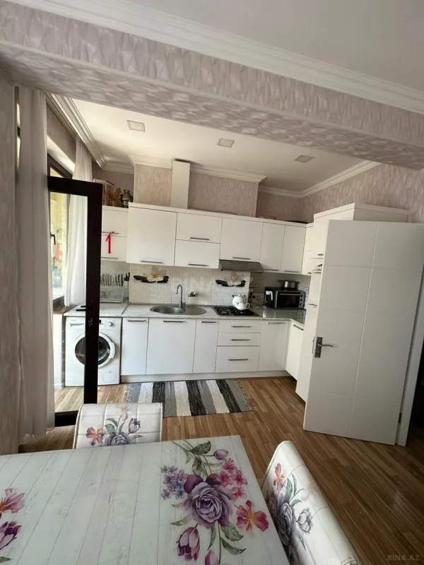 Satılır 3 otaqlı mənzil 80 m²