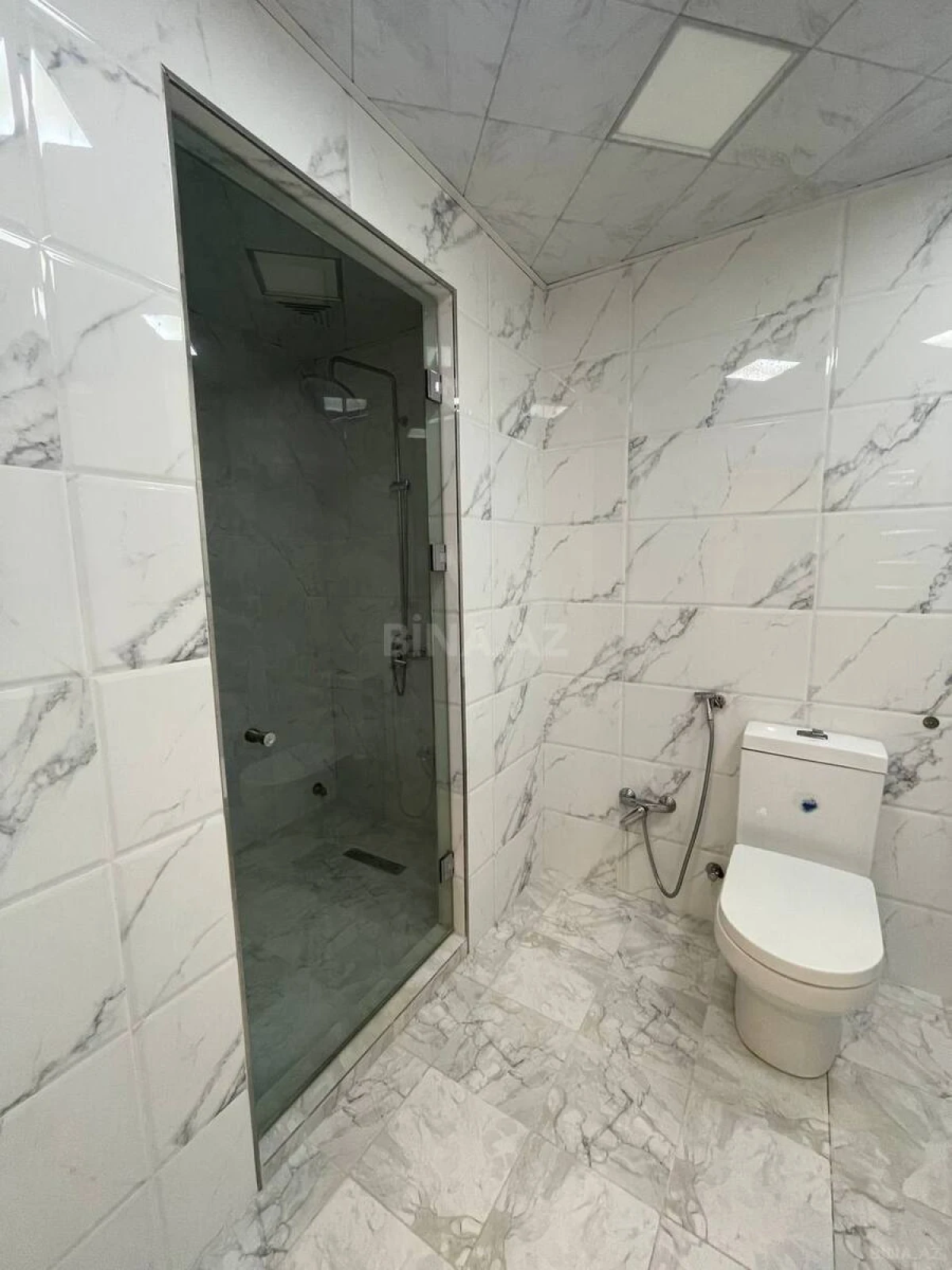 Satılır 3 otaqlı mənzil 150 m²