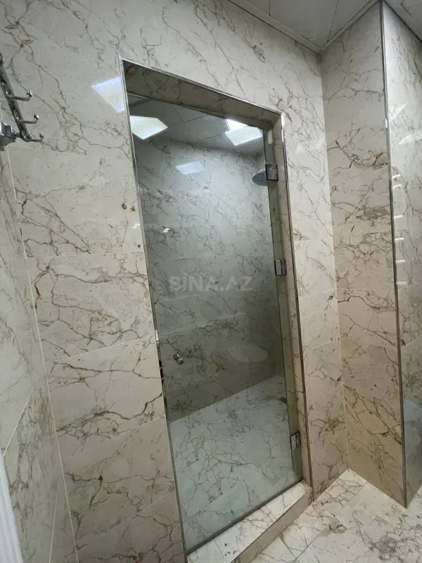 Satılır 3 otaqlı mənzil 150 m²