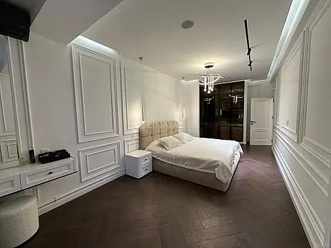 Satılır 2 otaqlı mənzil 86 m²