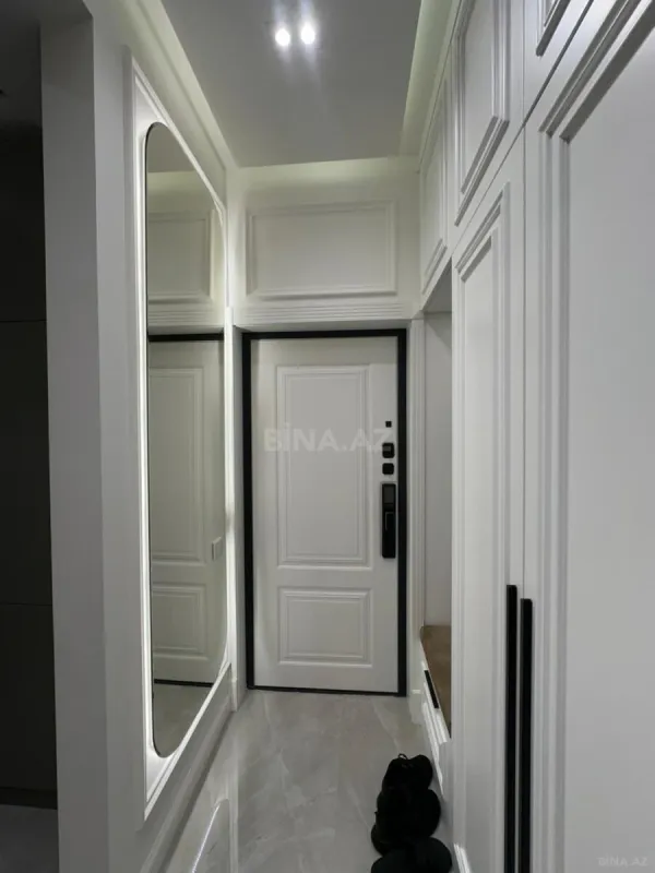 Satılır 2 otaqlı mənzil 86 m²