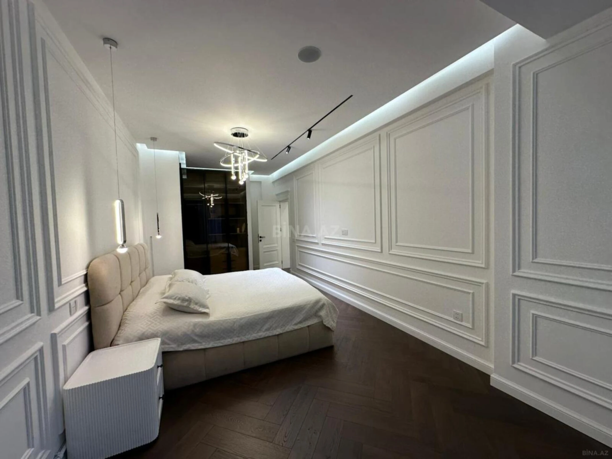 Satılır 2 otaqlı mənzil 86 m²