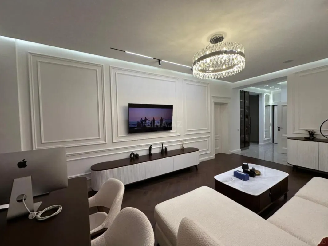 Satılır 2 otaqlı mənzil 86 m²